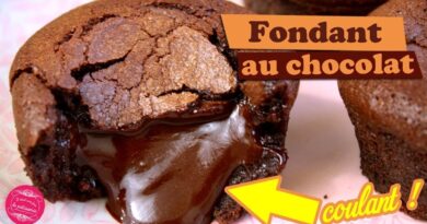 Le fondant au chocolat une recette gourmande est un gâteau au chocolat avec un cœur de chocolat  coulant à l’intérieur est super bon tout simple à faire. Est un dessert qu’on peut faire sur le pousse si on a pas le temps. J’espère que la recette va vous plaire. N’oubliez pas de nous laisser un commentaire en bas de l’article pour nous dire comment vous avez trouvé la recette.